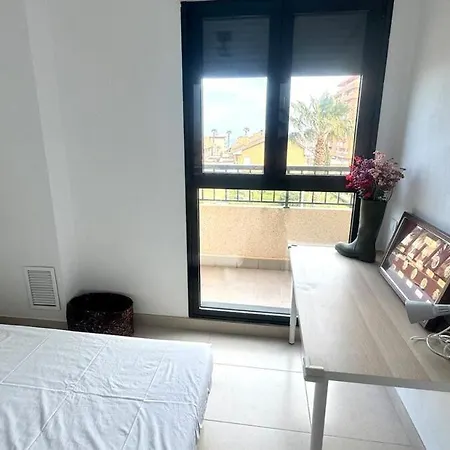 300 M From The ,parking , Breakfast Apartman Valencia