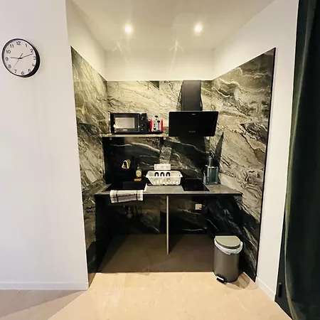 Apartman Con Entrada Independiente A Pocos Pasos De La Ciudad De Artes Y Ciencias Y El Oceanografic A Solo 1 Minuto Caminando Del Jardin Del Turia Valencia