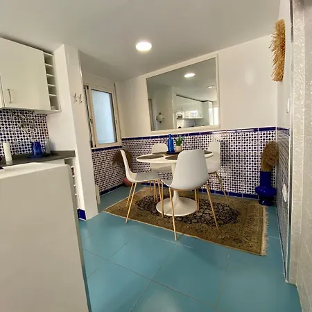 Charming Fisherman's House Cabanyal Cabanal بيت للعطل