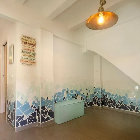 Art House Beside The Апартаменты *