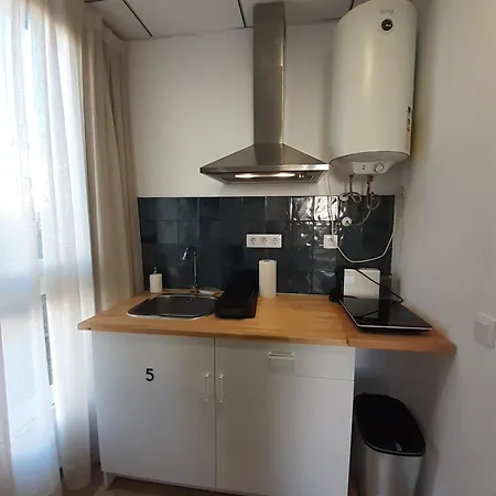 11 Nights * فالنسيا