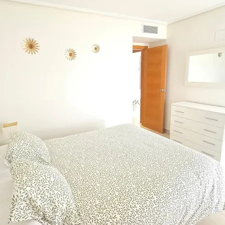 Luxury D9-28 With Terrace And Sea Views With Two Валенсия