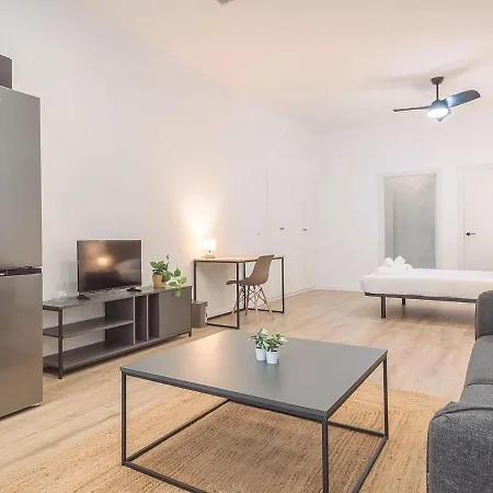 In Benimaclet 2 * Valencia