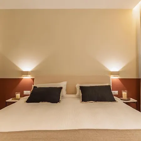 Modern And Luxurous Apartman