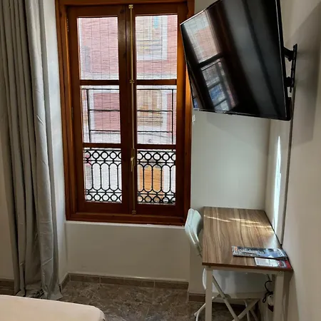 Magnifica Con Bano Privado Valensiya