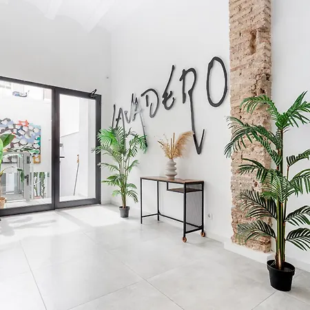 Bis Ruzafa アパートホテル