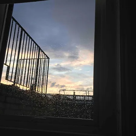 Single Bedroom With Roof Terrace In Great Location Apartment *