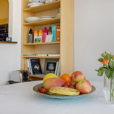 Single Bedroom With Roof Terrace In Great Location Valencia