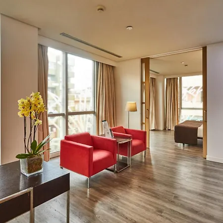 Silken Puerta Hotel 4*