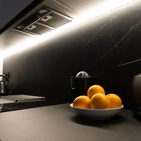 Demetrio By Alma * バレンシア