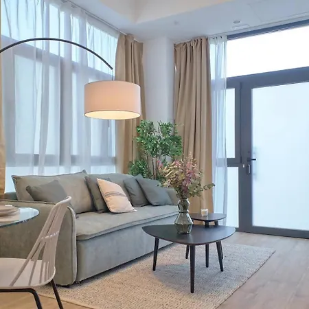 Romantic Roig Arena N1 Virkin * Valenza