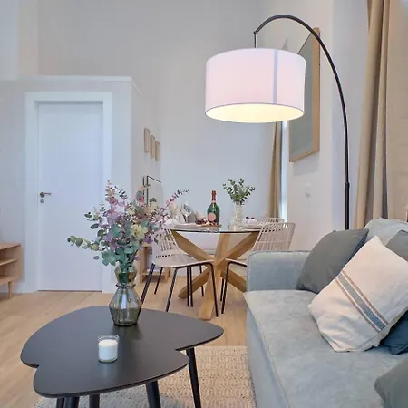 Romantic Roig Arena N1 Virkin