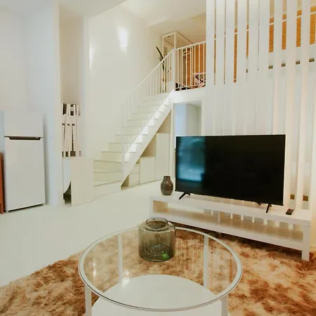 Апартаменты 2 Of Arts And Science Fast Wifi 2