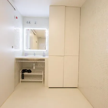 Апартаменты 2 Of Arts And Science Fast Wifi 2