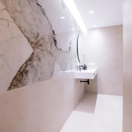 Moderno Con Terraza En El Centro * Valencia