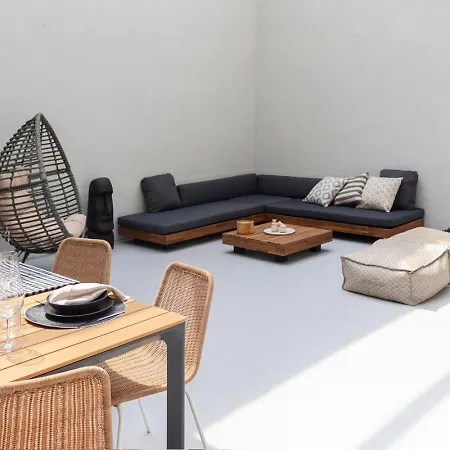 Vlc Host - Duque De Gaeta Valencia