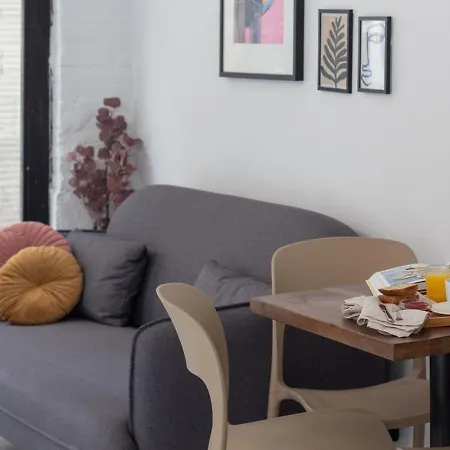 Vlc Host - J.j Sister Apartamento *