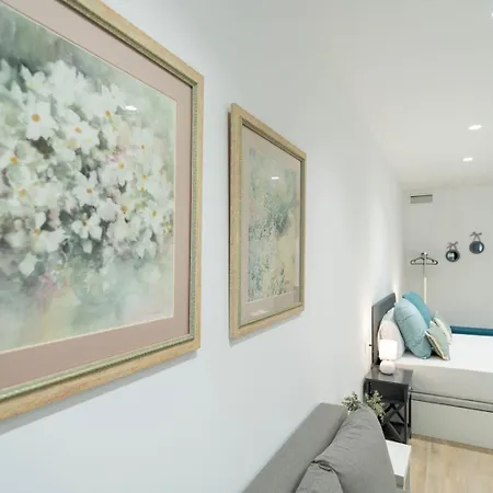 Vlc Host- Sant Jordi Apartment *