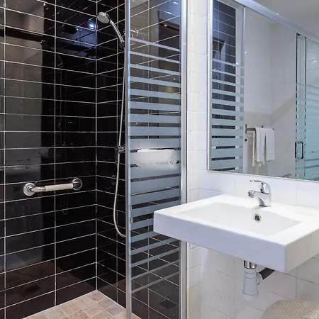 Отель Olympia Universidades