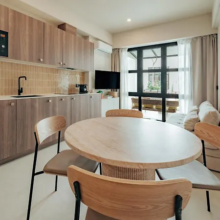 Lejlighedshotel The Atelier Lofts 4*