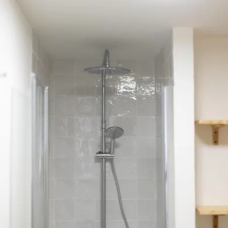 Apartman 4 Huespedes Con Patio Y Ducha Exterior Valencia