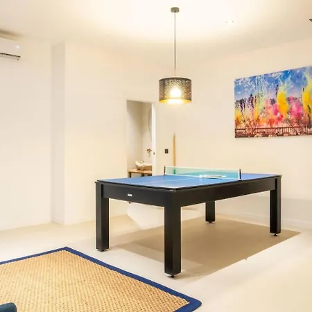 New Mestalla | Jacuzzi | Billar | Ping Pong