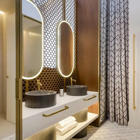 Отель Grand Centenari, Valencia, Autograph Collection 5*