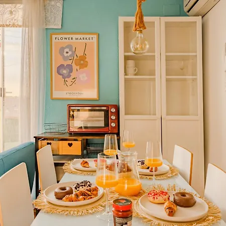 Appartamento Ayora Penthouse - Jacuzzi, Huge Private Rooftop, Bbq, Sunset Views, Fastwifi, Ac