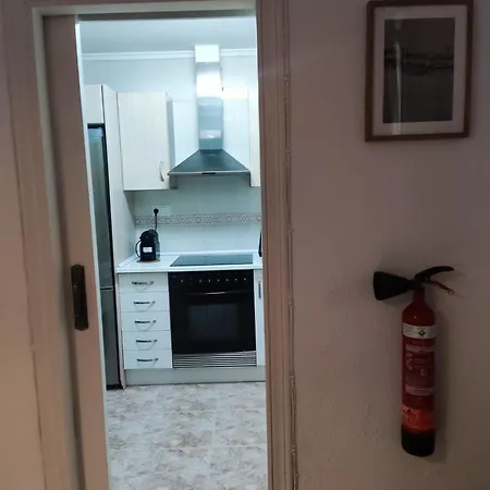 Al Lado De La Playa Malvarrosa Apartamento *