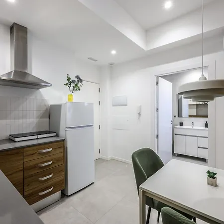 Nuevo Estudio A Metros De La Playa, Con Terraza Y Zonas Comun 3c *