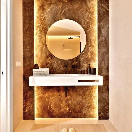 Saristays Center L Lejlighed *