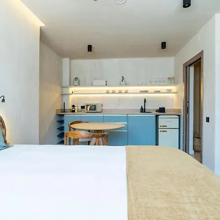 Nomad Haux Puerto Walencja