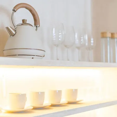 Nomad Haux Puerto Βαλένθια