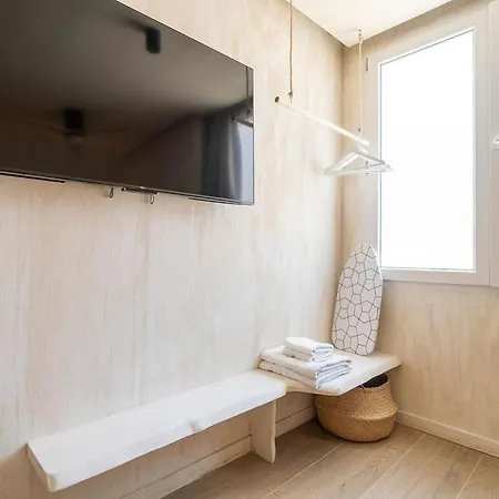 Bed and Breakfast Nomad Haux Puerto 4*