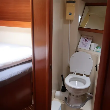 Magnificent Sailboat With Free Parking For Cars