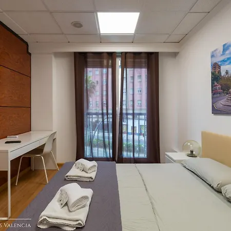 Suites Rooms Valencia 2* 瓦伦西亚