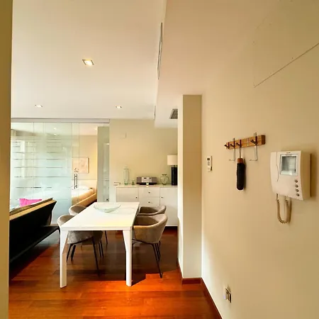 Apartment Encantador En Historica La Plaza Del Tossal