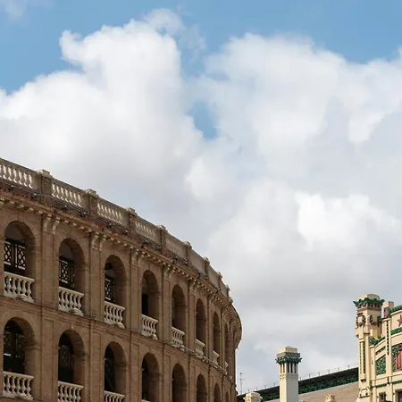 Neobeds - Stylish Modern 1br Near Old Town & Steps From Turia Park