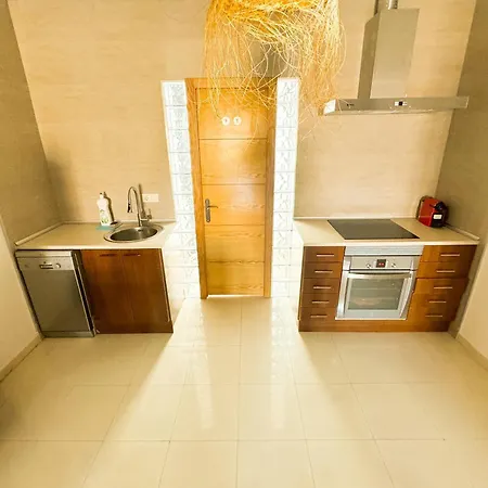Atico Con Terraza En La Zona Del Carmen Appartement