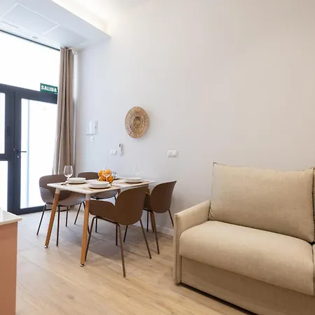 Florit Flats - Trafalgar Arts & Port Lejlighed *