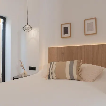 Apartment Stylish Downtown Charm Valencia