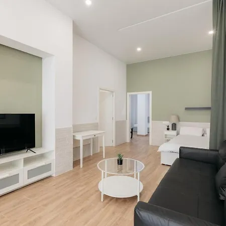 New! Comfort And Style Steps From Everything Apartment Valencia