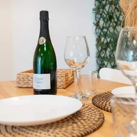 Tiny Gem - 2br - Relax