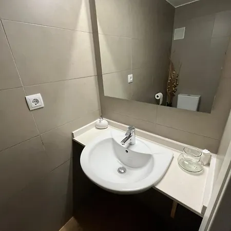 Loft Con Jacuzzi Y Piscina *