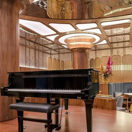 מלון Grand Centenari, Valencia, Autograph Collection 5*