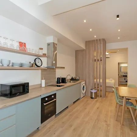 Guestready - Charming Place In Lägenhet