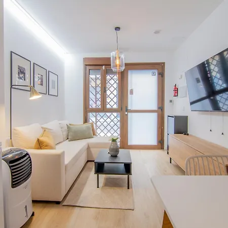 Casa Sant Domenec Savio * Βαλένθια