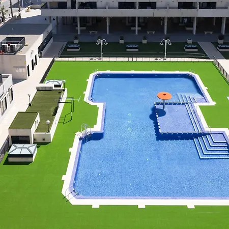 Con Vistas Al Mar, Piscina Y Pista De Paddle 瓦伦西亚