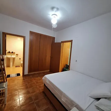 度假居 Townhouse With Pool Next To The Of Arts *