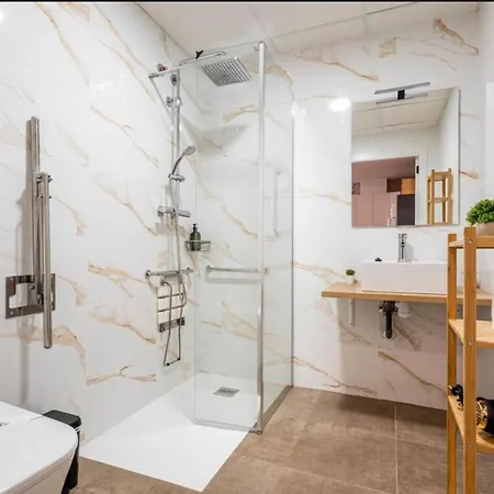 Apartman Lugre, Lovely Flat Close To Center *